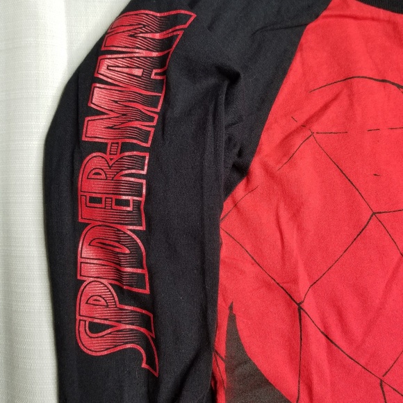 Marvel Spiderman Longsleeve graphic Tshirt size s - Picture 3 of 7